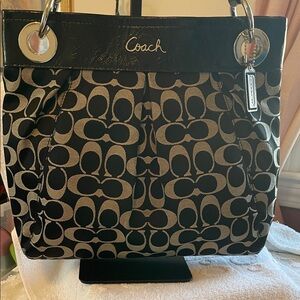 Coach Signature Jacquard Shoulder Bag 
Black patent  Leather
